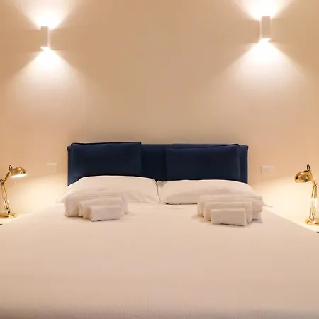 Apartment Dragonetti Luxury House - Ascensore - Wi Fi- Center L'Aquila