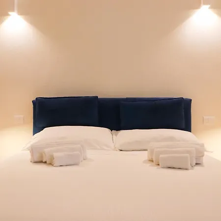 Dragonetti Luxury House - Ascensore - Wi Fi- Center Διαμέρισμα Λ' Άκουιλα