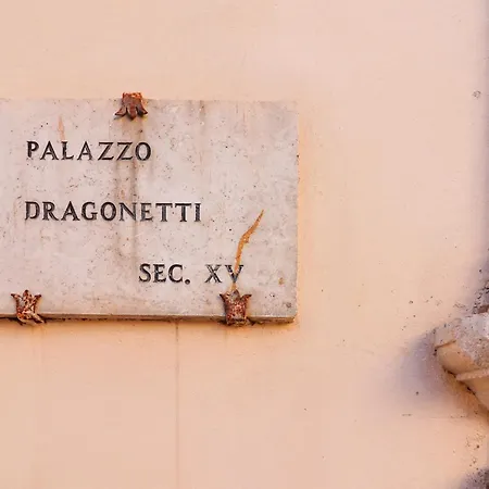 Appartamento Dragonetti Luxury House LʼAquila
