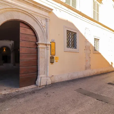Dragonetti Luxury House - Ascensore - Wi Fi- Center Διαμέρισμα
