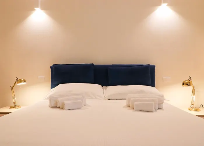 Dragonetti Luxury House - Ascensore - Wi Fi- Center 아파트 라킬라