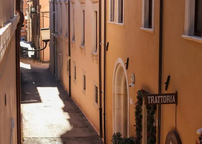 Dragonetti Luxury House - Ascensore - Wi Fi- Center 라킬라